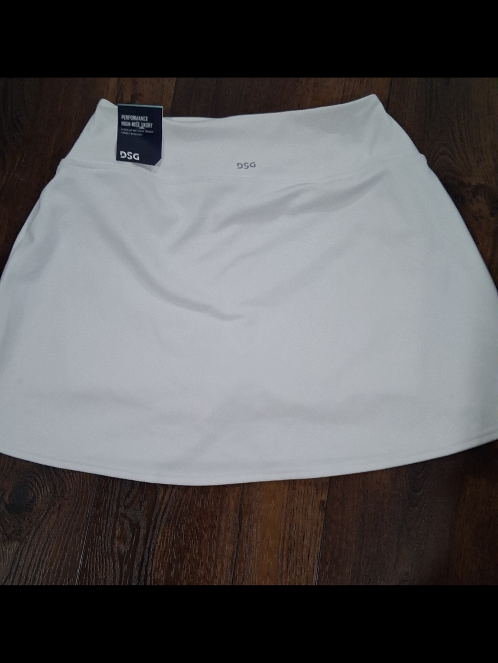 DSG Women's White Performance Skort